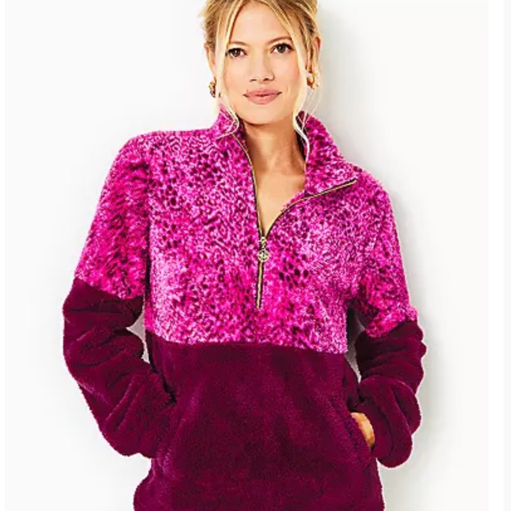 Lilly Pulitzer size medium women’s Sherpa popover